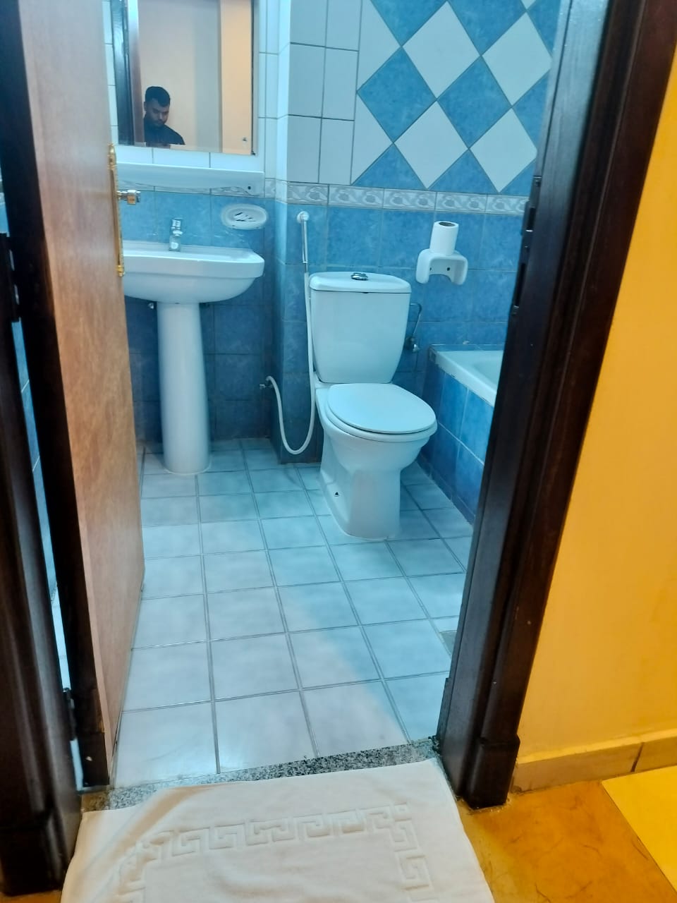 Marjan Golden Hotel Madinah — Just 100m from Prophet’s Mosque